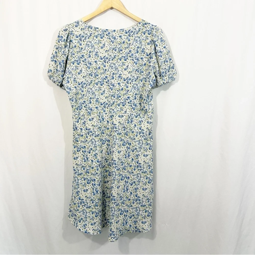 Floret Studios Floral Short Sleeve Puff Sleeve Dress - Picture 5 of 10